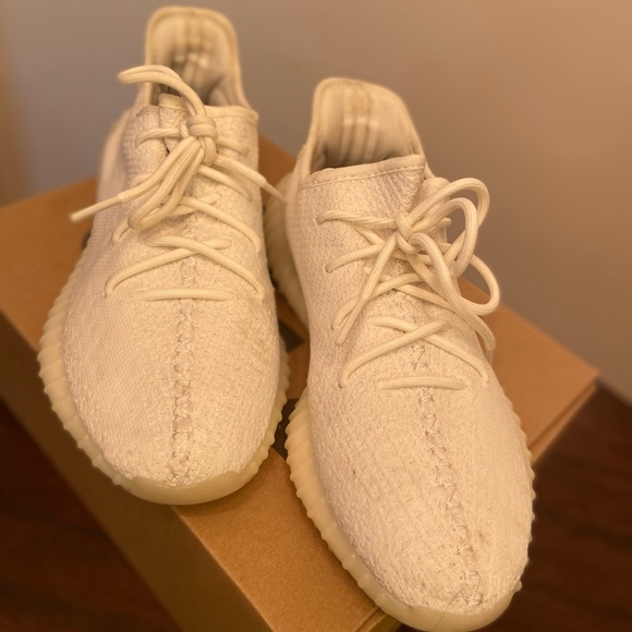 Yeezy Boost 350 - Picture 2 of 9